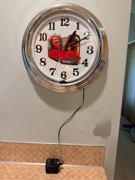 RR1 Neon 'Grilled To Perfection' Diner Clock