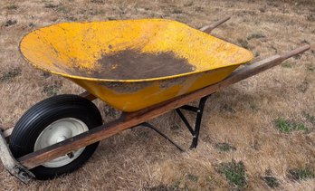R0 Yellow Wheelbarrow