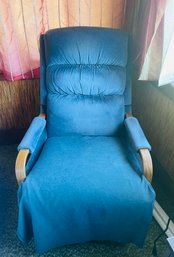 R4 Laz-e-boy Power Recliner