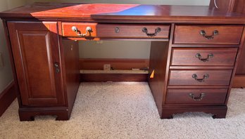 R2 Northwoods Cherry Computer Desk