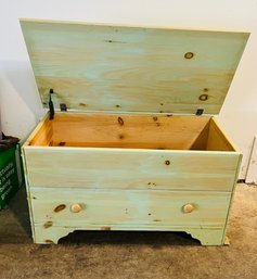 R0 Children's Wood Toybox