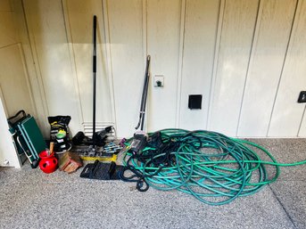 R00 Garden Hoses, Nozzles, Sprinklers, Boot Cleaner Scrubber, Garden Bench, Pots, Broom