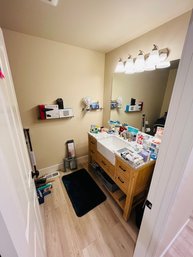 B1 Bathroom Lot Towels, Nail Items, Lotions, Shampoos, Shower Mats, Shower Rods, Candles, Scale,