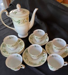 R2 Noritake 5020 Collection Teapot And 6 Demitasse Teacups And Saucers