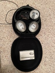R4 Bose Quiet Comfort 15 Headphones With Case
