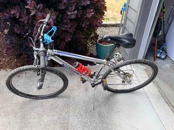 R0 Nishiki Pueblo Mountain Bike 21spd