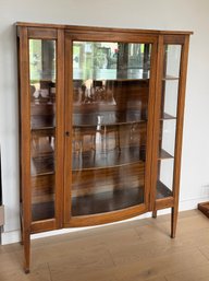 R3 Mid-century Modern Curio Cabinet With Curved Glass And Key