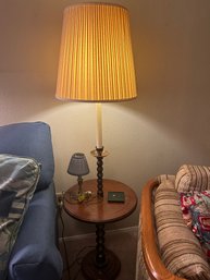 R6 Wooden Nightstand With Built In Lamp, Tiny Lamp, Green Ashtray