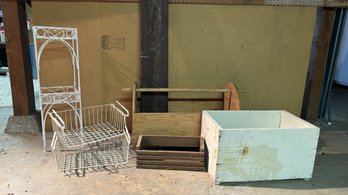 R7 Assorted Wooden Storage Boxes & Wood Pieces
