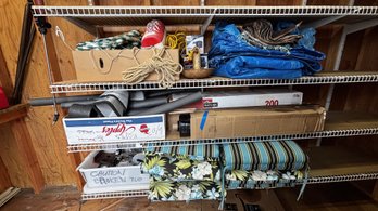 R00 Shed Lot – Tarps, Outdoor Cushions, Air Pumps, Rope & More