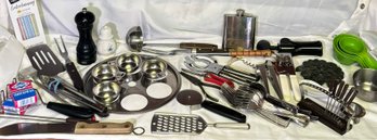 R8 Kitchen Utensils To Include A Vintage Gerber Durendal Two Piece Set With Walnut Box