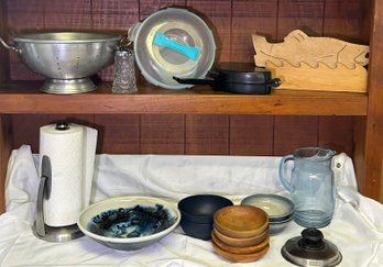 R8 Miscellaneous Kitchen Ware, Located Upstairs