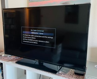 R2 Samsung 50' Full HD Flat Smart TV W/Remote