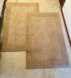 R8 Two Floor Mats Rugs 30x50in