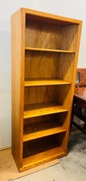 R0 Bookshelf 5ft Tall 2ft Wide 1ft Deep 1/2