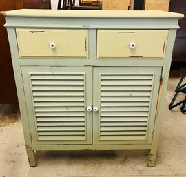 R0 Cabinet With Two Drawers And Shutter Doors