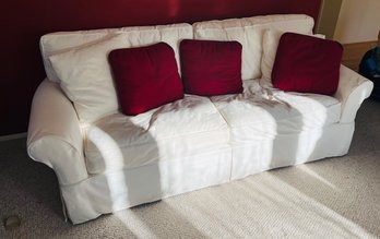 R1 Full Size Couch With Pillows