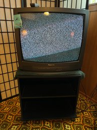 Rm8 Panasonic TV And TV Stand/small Shelving Unit