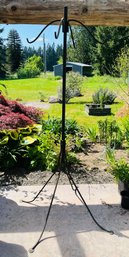 R00 Quad Arm Shepherd's Hook Stand 7ft Tall Garden Art
