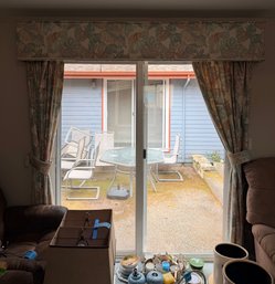 R2 Tropical Floral Drapes With Matching Upholstered Cornice – Watercolor Botanical Pattern