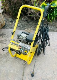 R0 Karcher 2400 PSI Gas Pressure Washer