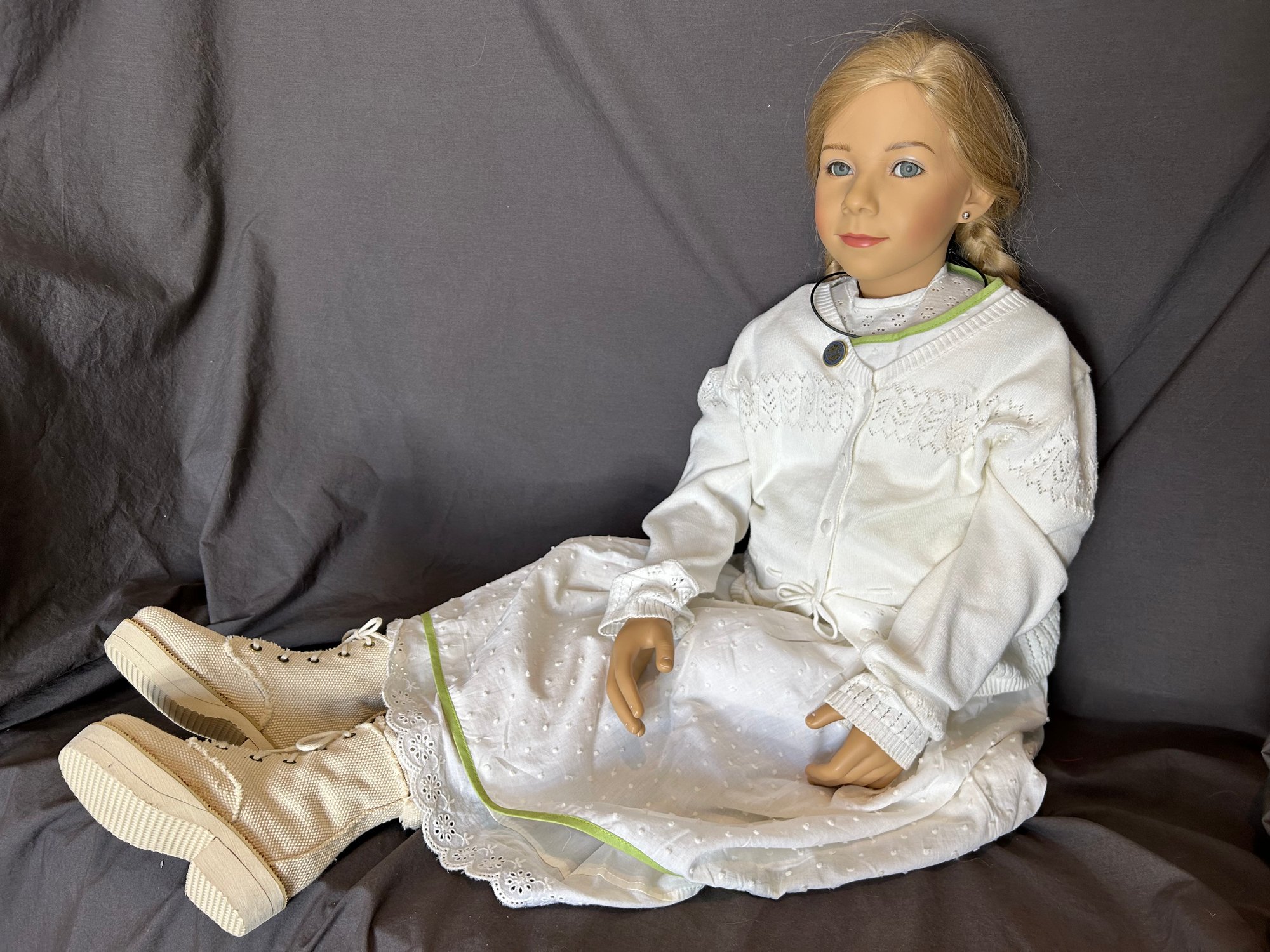 Large Gotz Janina Doll Age 12 Years By Elizabeth Lindner #11176