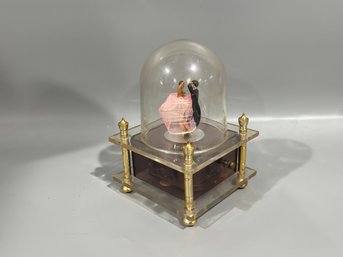 Waco Lucite Dancing Couple Music Box - Romeo & Juliet