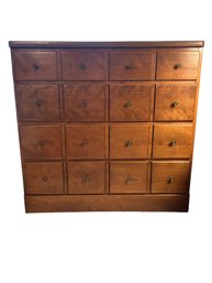 Ethan Allen Dresser/chest
