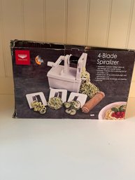 Four Blade Spiralizer