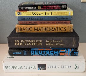 8 Academic Books - 1928 Spelling And 1929 English