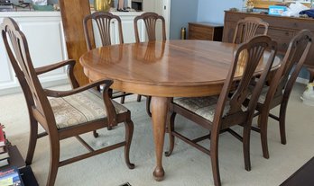 Dinning Table With Six Chairs