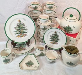 Spode Christmas Tree Set