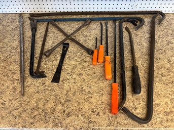 Lot Of Breaker / Crowbars / Pry Bars