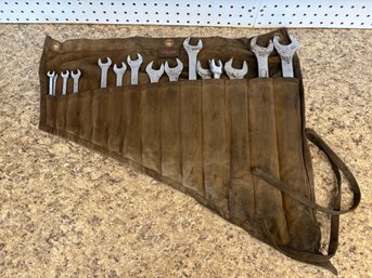 Lot Of Vintage Wrench In Carrying Pocket Case Thorsen Superrench