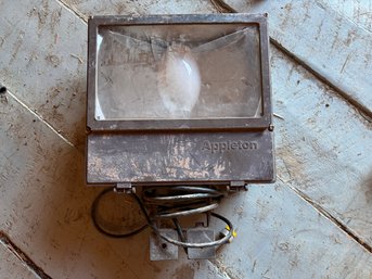Vintage Appleton Industrial Area Master High Pressure Sodium HPS Flood Light 16 X 22 X 8
