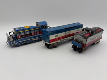 Vintage Colorful Lithographed Tin Toy Train Straco Express Locomotive Engine With 2 Cars Japanese Made