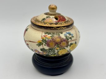Antique Japanese Satsuma Hand Painted Floral Lidded Koro Jar On Wood Stand 2'