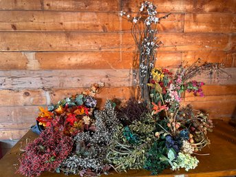 Huge Lot Of Artificial Plants: Flowers, Pants, Vines, Garland, Etc