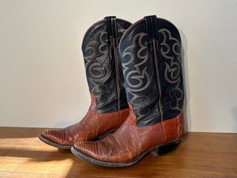 Pair Of Nocona Cowboy Boots Size Women's 8.5