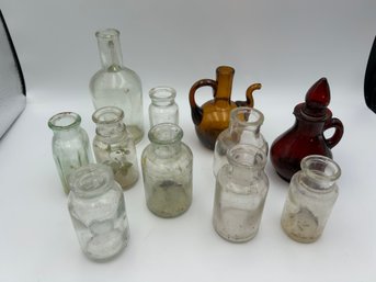 Lot Of Vintage Antique Small Glass Apothecary Jars Etc