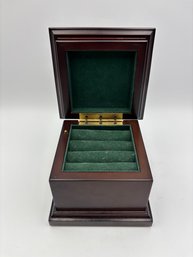 Vintage Bombay Ring Music Box 4'