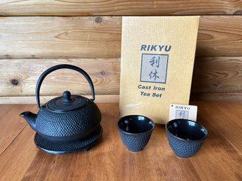 RIKYU RKTS1005BK Cast Iron ARR Tea Set With Trivet, 16 Ounce, Black