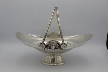 Rare Gorham Sterling Silver 19th Century Bread Serving Basket With Face Motif (609.5 Grams)