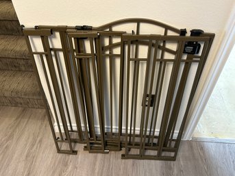Animal / Dog Metal Pet Gate Extendable 36' Tall