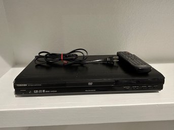 Toshiba DVD Player SD-K620 With Remote