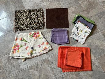 Lot Of Table Cloths / Rags / Napkins, Etc Cheetah Print, Floral Kitchen Towels