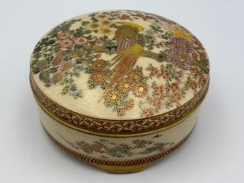 Antique Meiji 19th Century Satsuma Ware Japanese Pottery Intricate Bird Painting & Gold Gilt Trinket Box 4.5'
