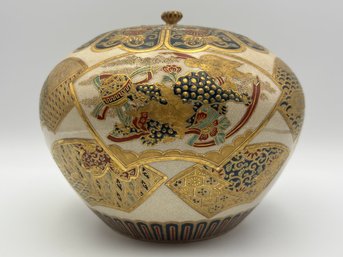 Antique Japanese Meiji Period Satsuma Hand Painted Jar W/ Wood Stand 6.25'