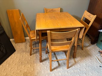 Vintage Sheboygan Falls Oak Dropleaf Table With Center Leaves