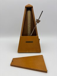 Vintage Mid Century Wooden 'De Maelzel' Seth Thomas Metronome